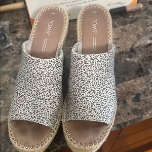 TOMS Black and White Patterned Espadrille Sandals